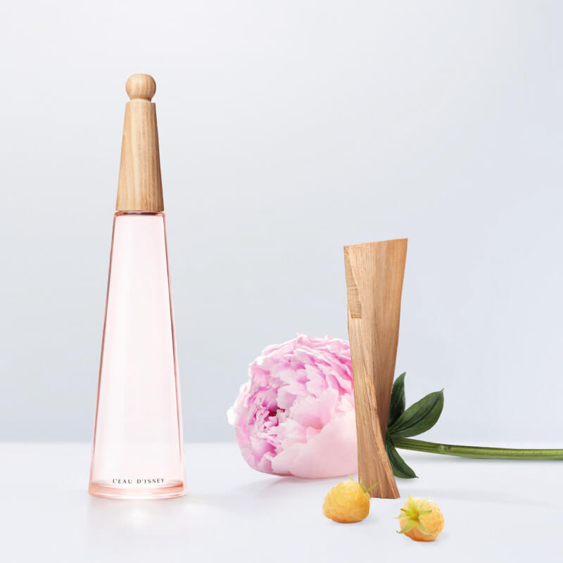L'Eau D'Issey Pivoine Eau De Toilette Intense 2