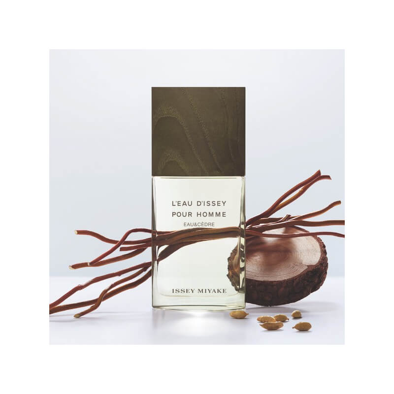 L’Eau d’Issey pour Homme Eau & Cèdre Eau de Toilette Intense 2